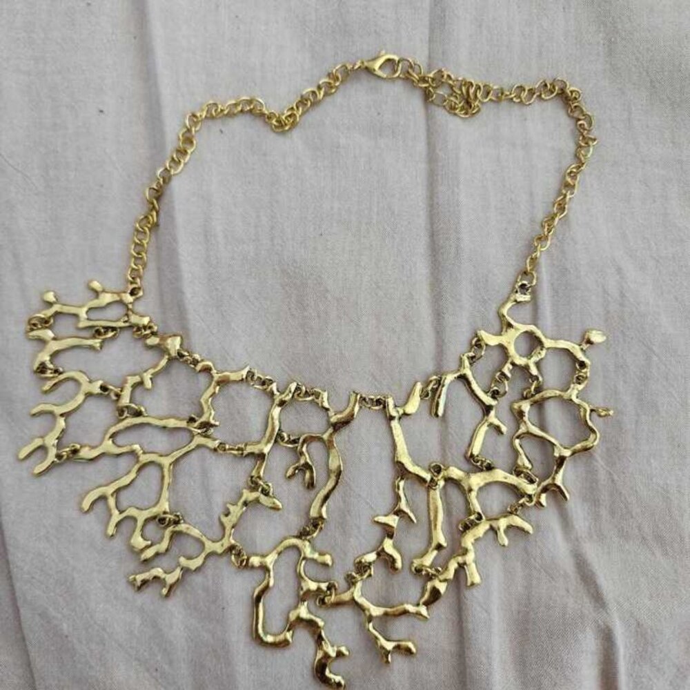 Family Statement SHIVE Necklace  2025 - Picture 12 of 12